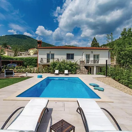 Luxurious In