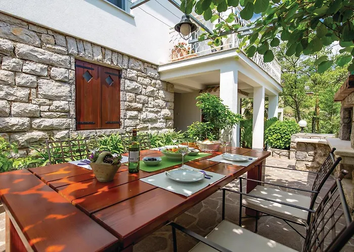 2 Bedroom Gorgeous In